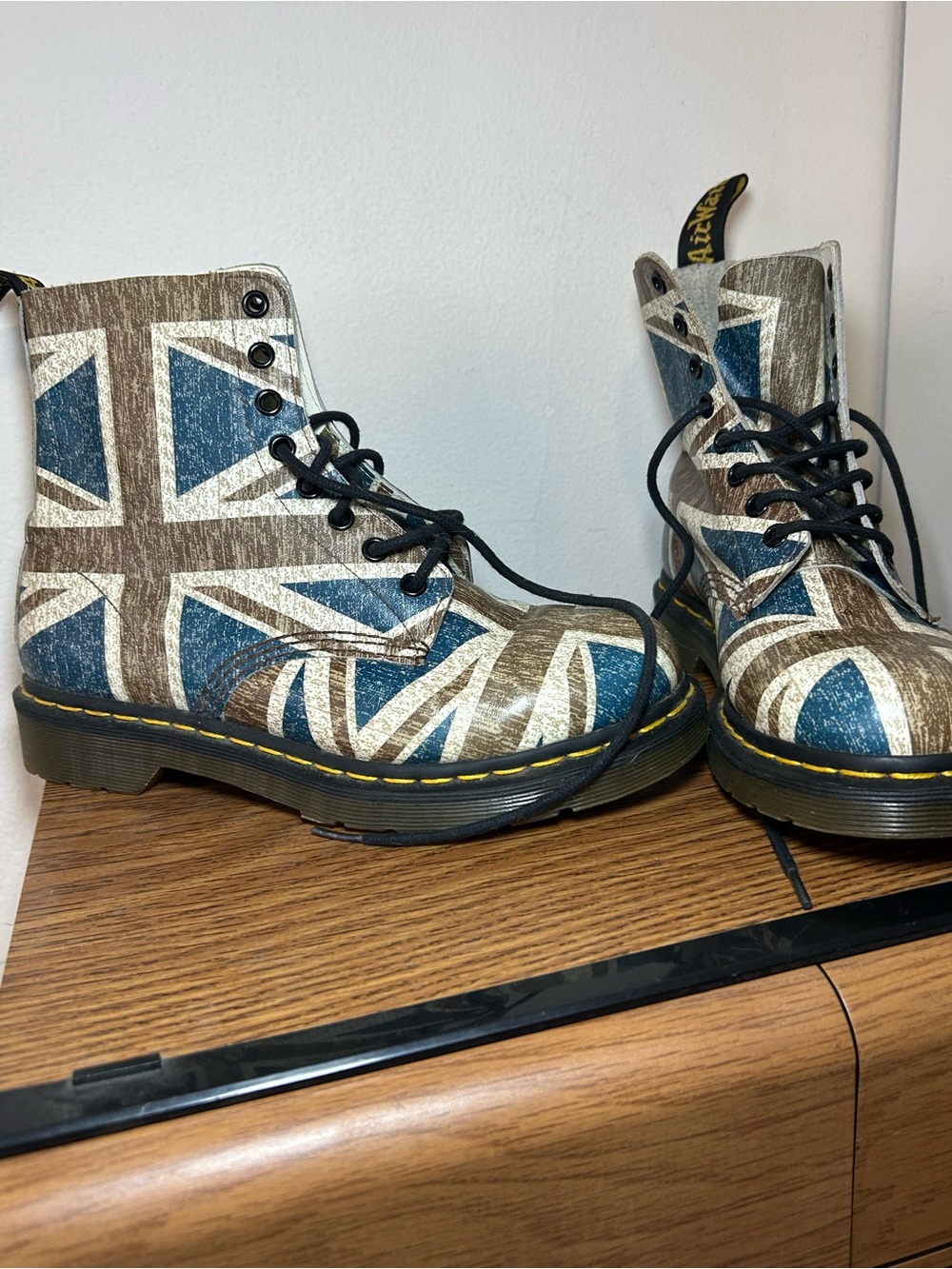 Dr. Martens Union Jack Combat Boots - Blue & Brown - Picture 2 of 7